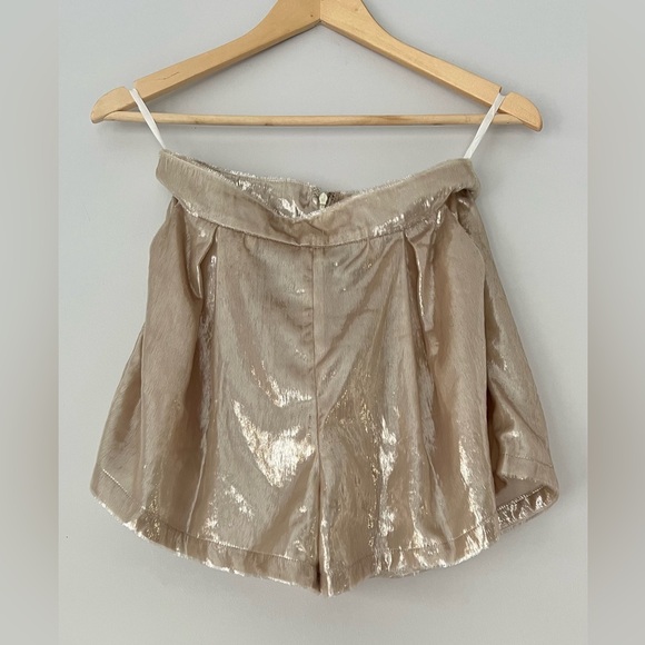 Ixiah Pants - Andres Metallic Short